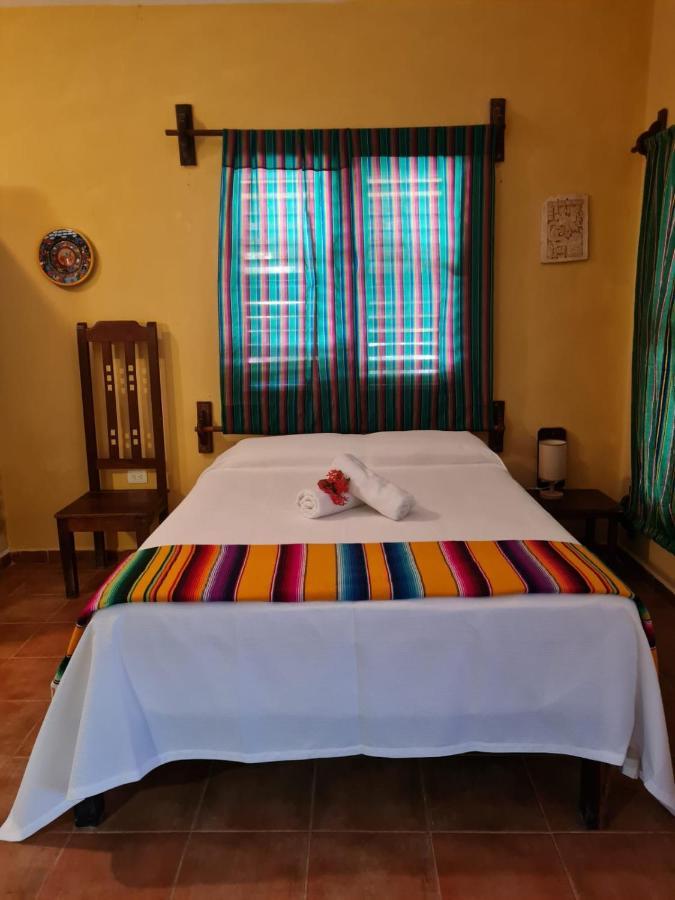Ecological Hotel Maya Luna Mahahual Esterno foto