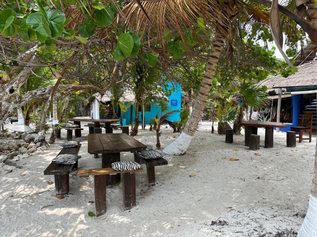 Ecological Hotel Maya Luna Mahahual Esterno foto